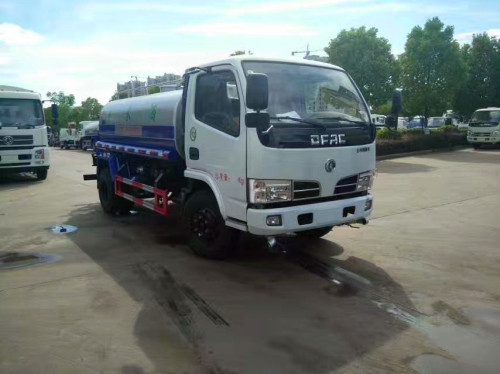 公路灑水車(chē)廠家 公路灑水車(chē)廠家