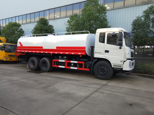 東風(fēng)后雙橋灑水車 東風(fēng)后雙橋灑水車