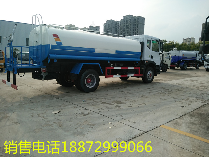 東風(fēng)灑水車(chē) 東風(fēng)灑水車(chē)