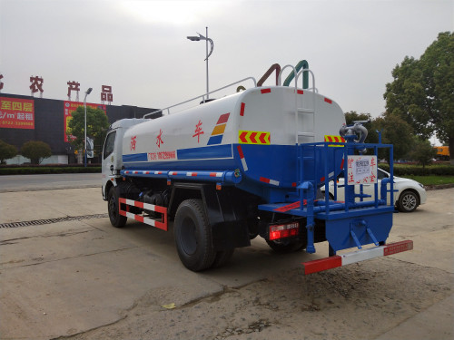 8噸灑水車 8噸灑水車