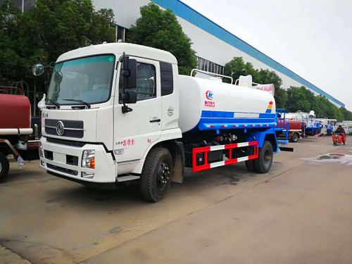 ��������ˮ܇�N���c(di��n)����������ˮ܇��(b��o)�r(ji��)���|�L(f��ng)��ˮ܇�S���N��