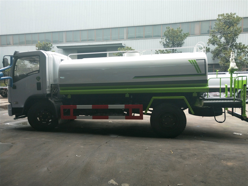 東風8噸灑水車 東風8噸灑水車