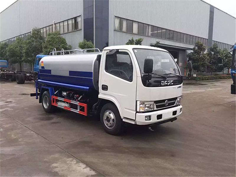 東風(fēng)5噸灑水車價(jià)格-5噸灑水車加霧炮需要多少錢 東風(fēng)5噸灑水車價(jià)格-5噸灑水車加霧炮需要多少錢
