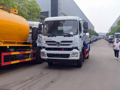 -程力威牌CLW5160GSSSZ6型灑水車(chē) -程力威牌CLW5160GSSSZ6型灑水車(chē)