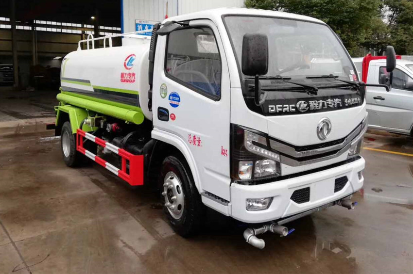 東風(fēng)5噸灑水車-東風(fēng)小多利卡5噸灑水車廠家報價-湖北程力 東風(fēng)5噸灑水車-東風(fēng)小多利卡5噸灑水車廠家報價-湖北程力