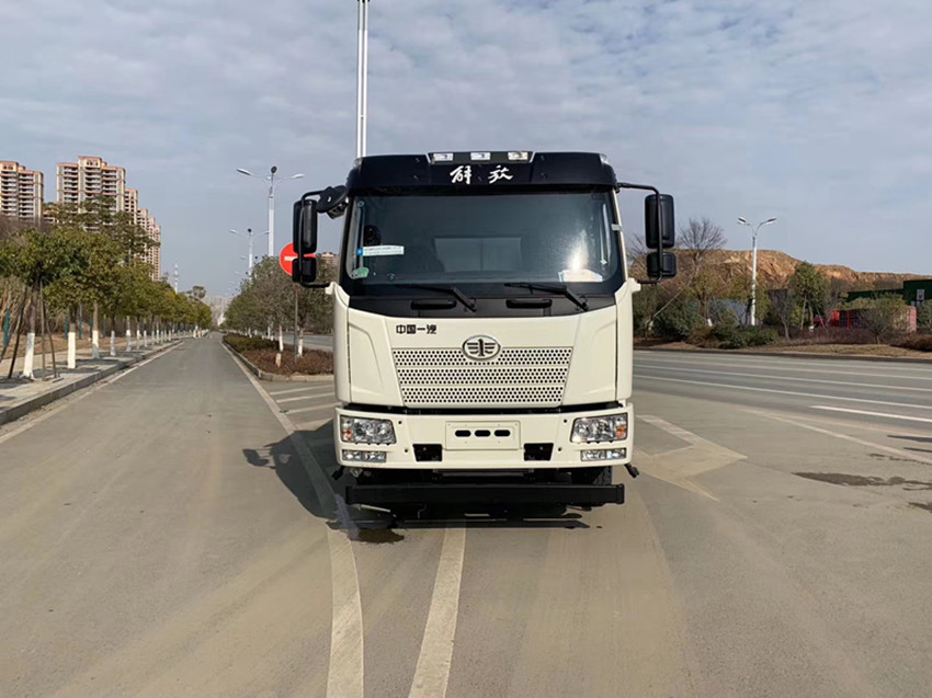 10噸灑水車(chē)報(bào)價(jià)多少錢(qián)一輛-10噸灑水車(chē)廠家報(bào)價(jià) 10噸灑水車(chē)報(bào)價(jià)多少錢(qián)一輛-10噸灑水車(chē)廠家報(bào)價(jià)