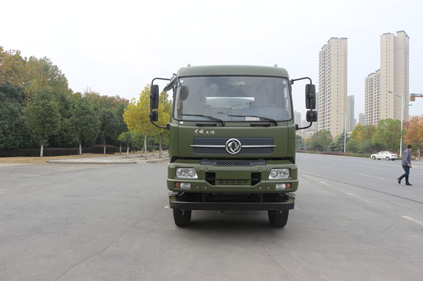 東風(fēng)灑水車 東風(fēng)灑水車