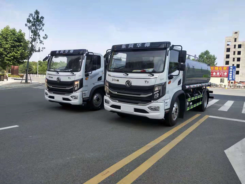 灑水車(chē)多少錢(qián)一輛價(jià)格-程力廠家 灑水車(chē)多少錢(qián)一輛價(jià)格-程力廠家